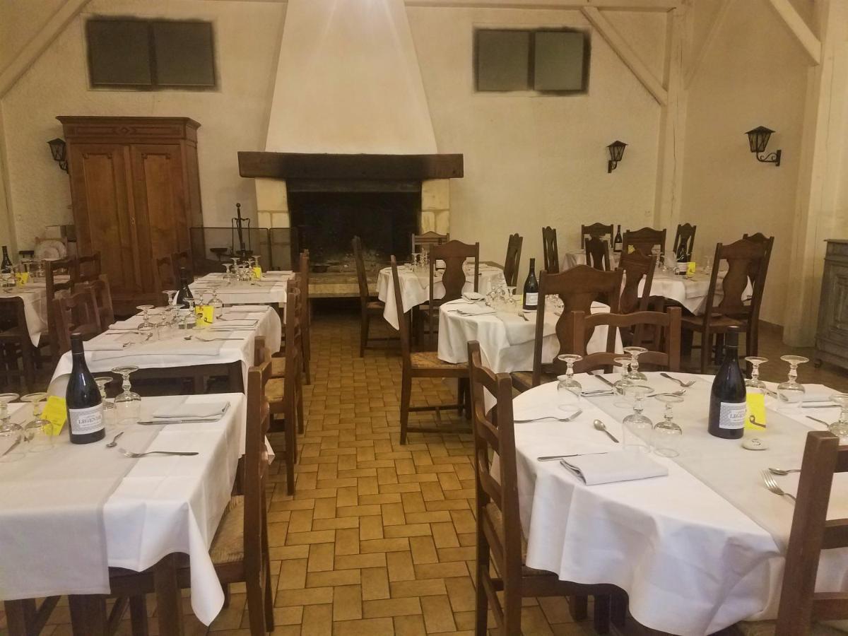 L'Auberge Des Voyageurs Ménigoute Zewnętrze zdjęcie